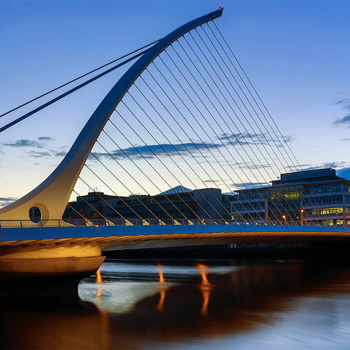 samuel-beckett-bridge-dublin-ireland-2023-11-27-05-02-37-utc